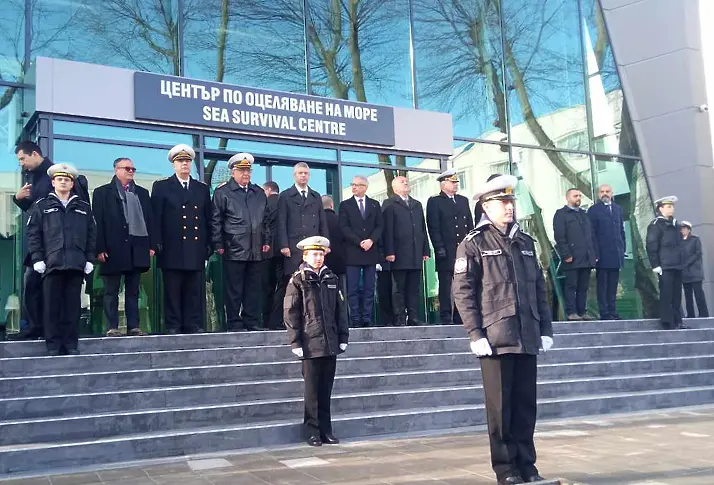 Няма да изпращаме наши военни в Аденския залив