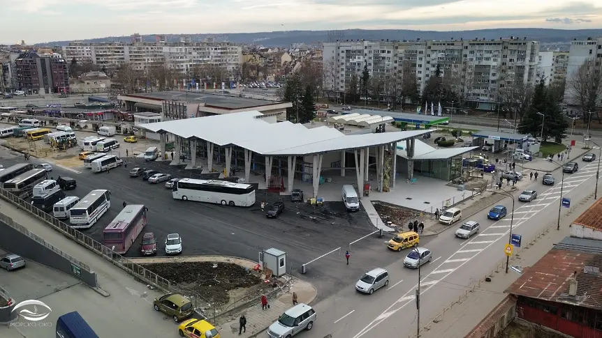 Събарят старата автогара, след като започне да функционира новата