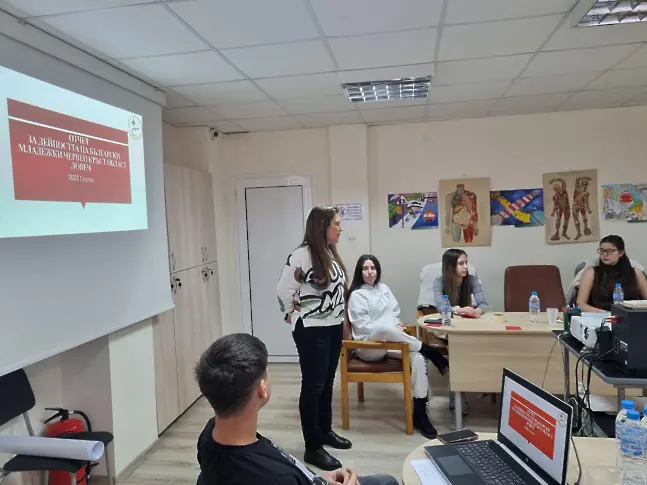 Теодор Джабраилов е новият областен координатор на Младежката организация на БЧК Ловеч