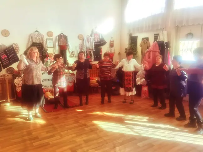 В село Асеновци празнуваха Бабинден 