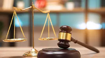 Адвокатски колегии от страната призоваха НС да отмени решенията си за избор на конституционни съдии