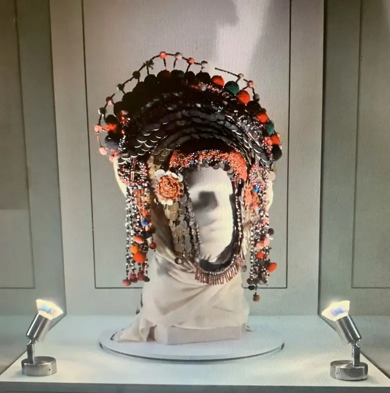РИМ-Плевен представя невестинска украса за глава – „корбулец“ от края на ХIX век