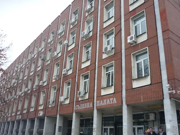 Дело за причинена смърт на мотоциклетист в Червен бряг гледа съдът в Плевен