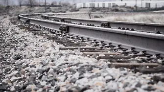 Камион бетонобъркачка се блъсна в нощния влак от Истанбул за София