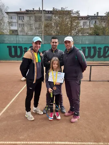 Добрички деца ще участват в тенис турнир в Румъния тази събота