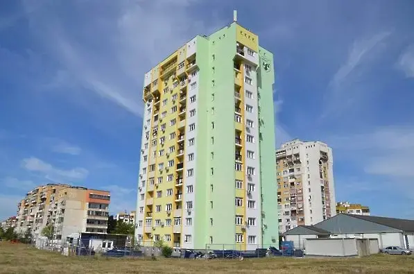 Община Враца започна вторият етап на санирането на сгради