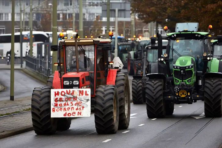 Фермери протестират и в Нидерландия