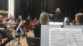 Диригент Иван Илиев: Симфониета Враца  показва феноменално развитие - винаги съм щастлив да гостувам във Враца!