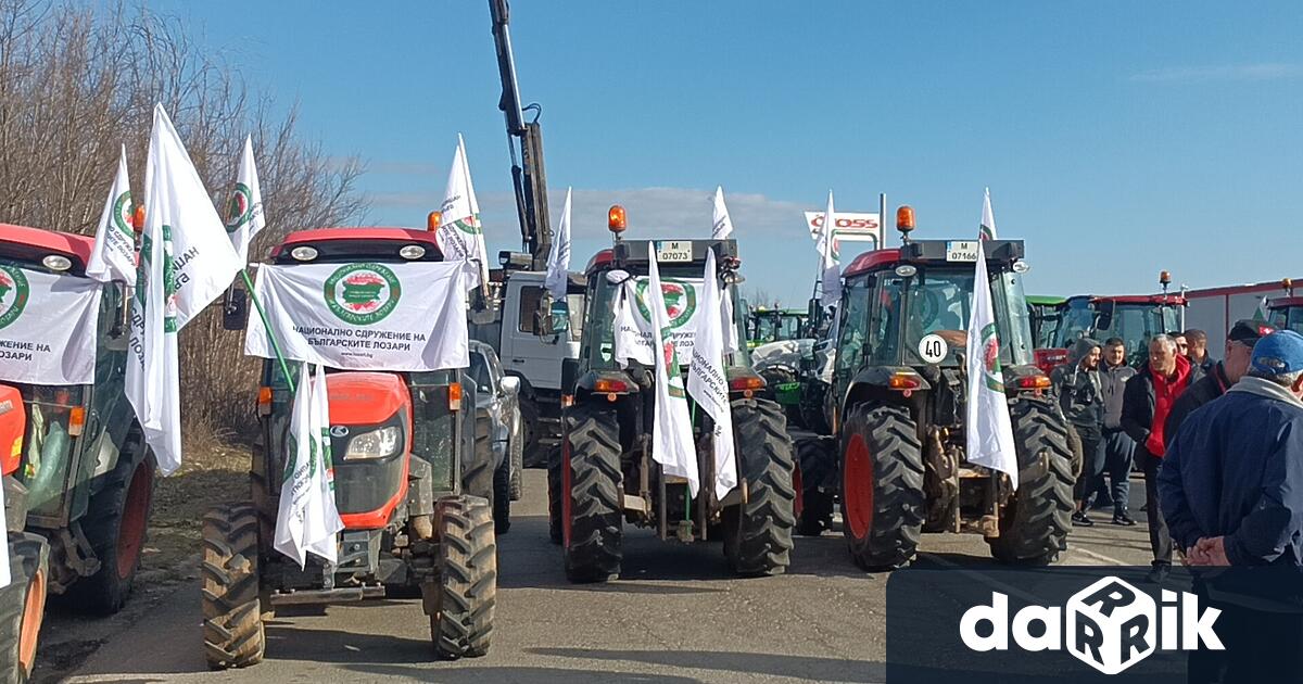 Протестите на земеделците в Сливенско продължават и днес Отново ще