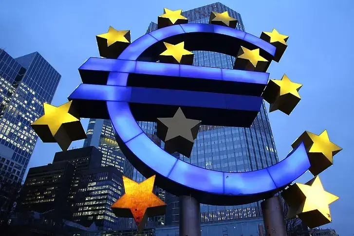 Конституционният съд отхвърли иска на “Възраждане” за референдума за еврото