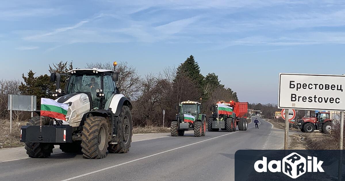 В област Плевен, земеделски производители блокираха и днес възлови точки