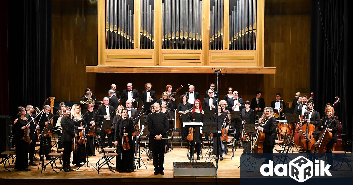 Симфоничен оркестър Сливен отново е домакин на завладяващо музикално събитие