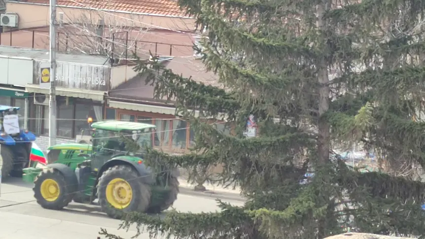 Трактори „превзеха“ входа на Пловдив