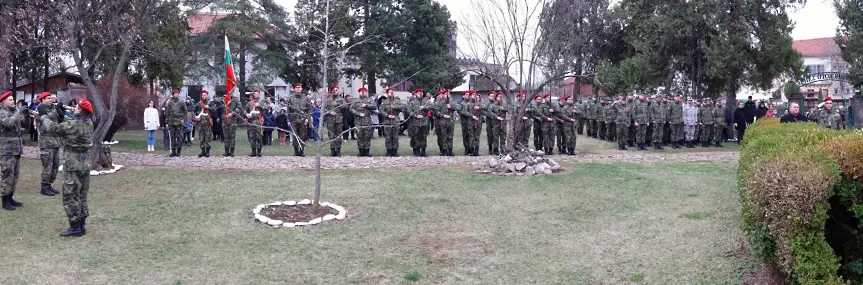 С поход до Къкринското ханче и полагане на венци и цветя НВУ „Васил Левски“ почете паметта на Апостола