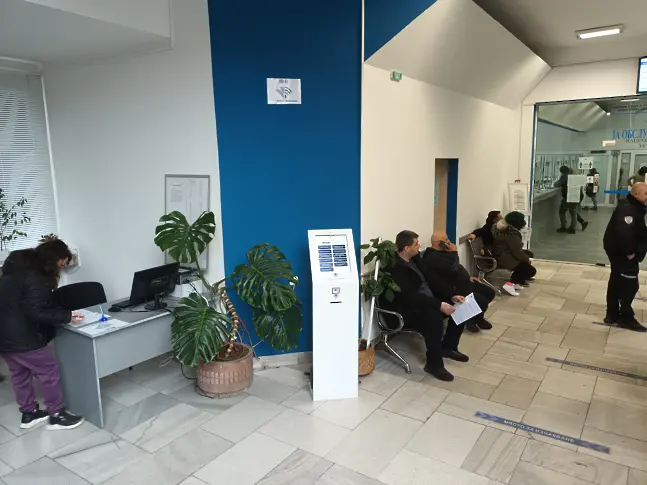 Ползваме електронните услуги на НАП от безплатна WI-FI зона в офисите на приходната агенция