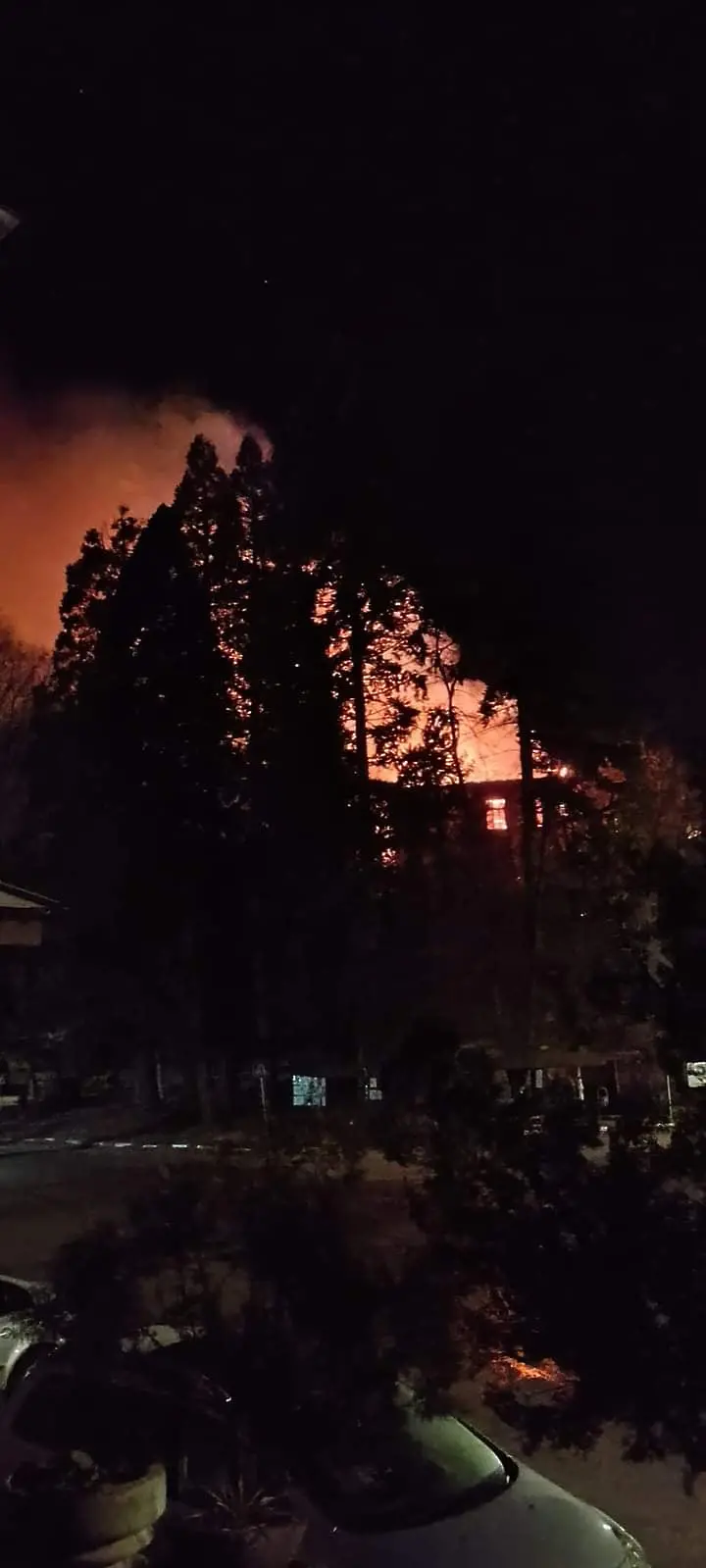  Изгоря сградата на бившето училище в с. Соволяно