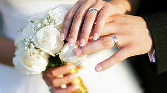 Девет двойки от Сливен узакониха връзката си в „Седмицата на брака“