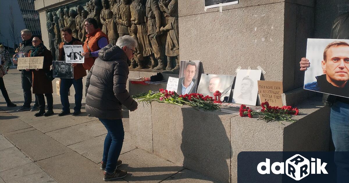 Бдение в памет на руския опозиционер Алексей Навални, който почина