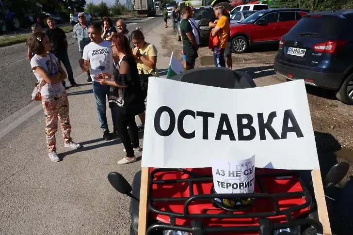 Фермерски организации излизат на протест и искат оставката на Кирил Вътев 