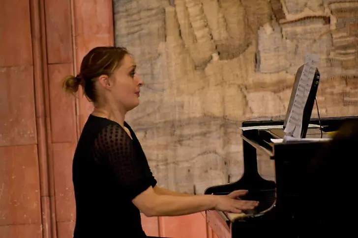 Визтуозни Шмилена Султанова и Бранимир Недков в „Солистите на Държавна опера – Бургас“