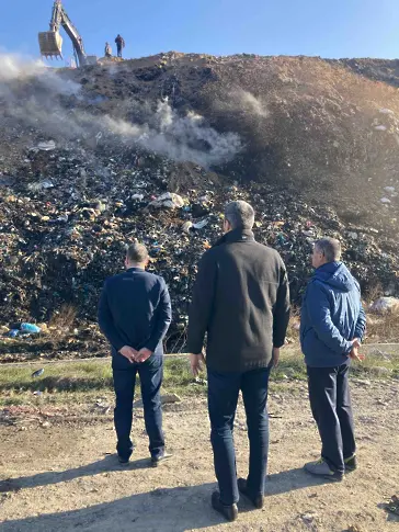 Нов пожар на депото за смет край Пазарджик, проверяват концесионера