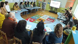  Социален тренинг на тема „Отвъд етикета“ се проведе в Детска градина „Слънчице“ - Мездра