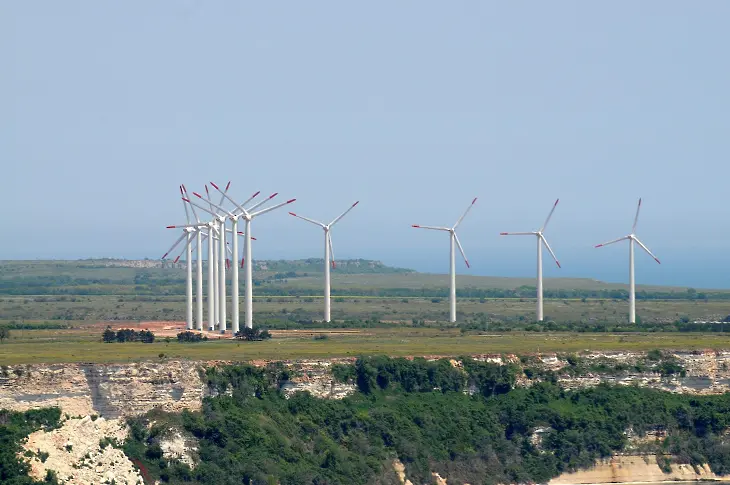 Браншови организации се обявиха против ветрогенератори в Черно море