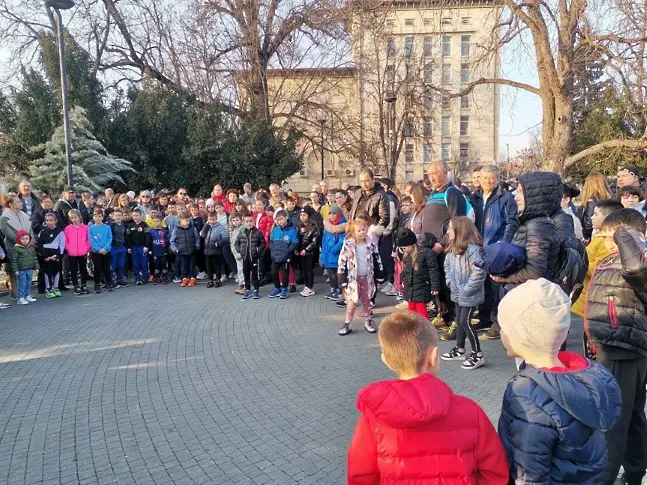 Близо 150 деца в Плевен се включиха в състезанието „Лъвски скок“