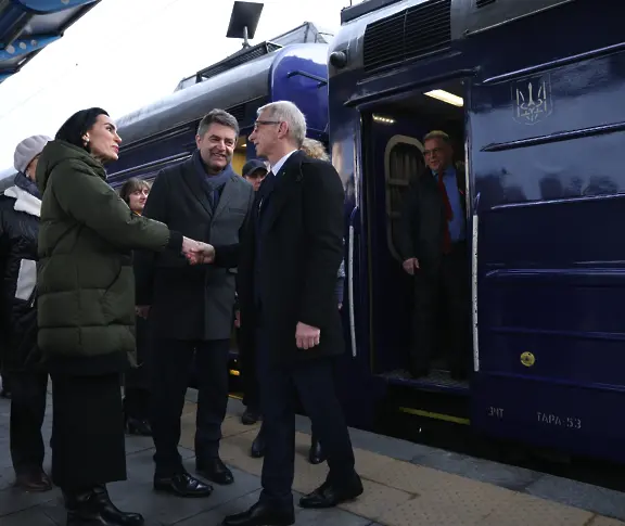 Премиерът Денков пристигна в Киев и изрази подкрепа за Украйна
