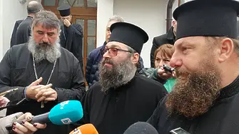 Свещениците в Бургас срещу касирането на избора на Сливенски митрополит