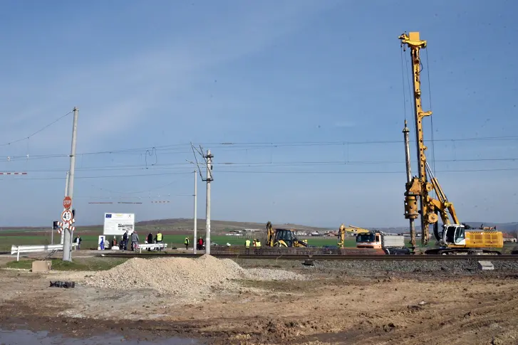 Започва изграждането на нов пътен и пешеходен надлез в Кермен