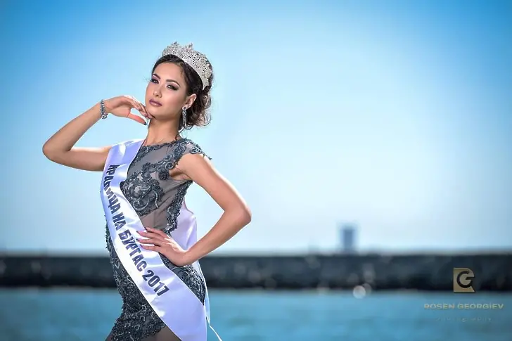 Кралица на Бургас показва как се танцува 