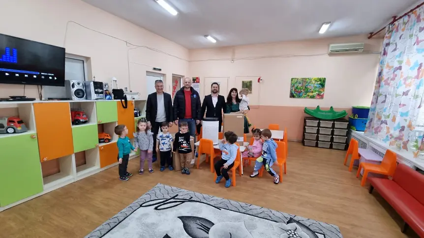 Ротари клуб Плевен Центрум дари пречистватели на въздух на Детска градина „Слънце”