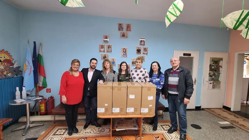 Ротари клуб Плевен Центрум дари пречистватели на въздух на Детска градина „Слънце”