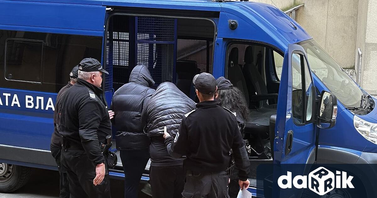 Хасковският окръжен съд остави в ареста още двама български граждани