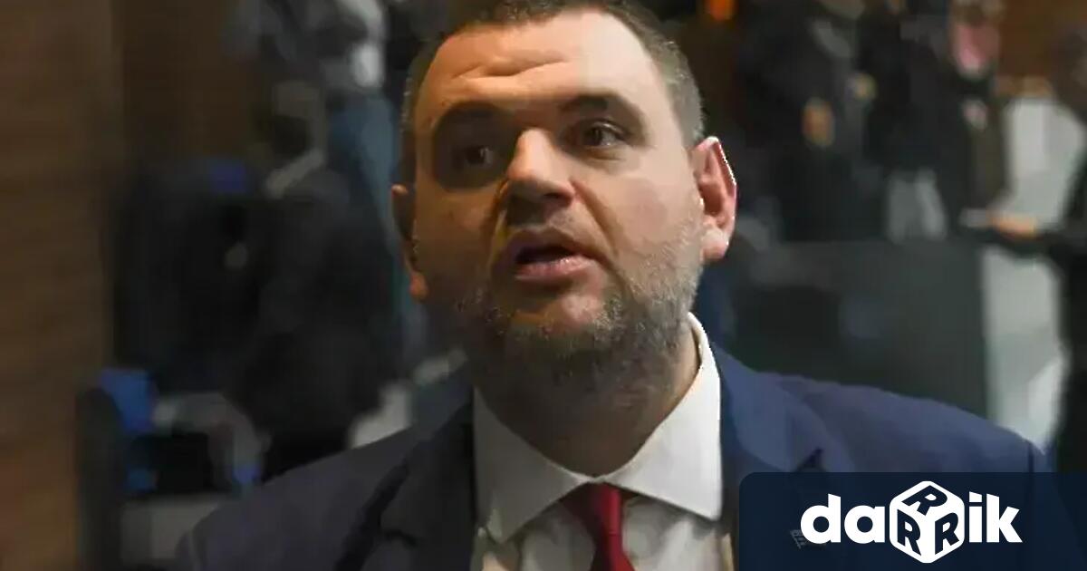 Председателят на ДПС Делян Пеевски поиска да спрат спекулациите за
