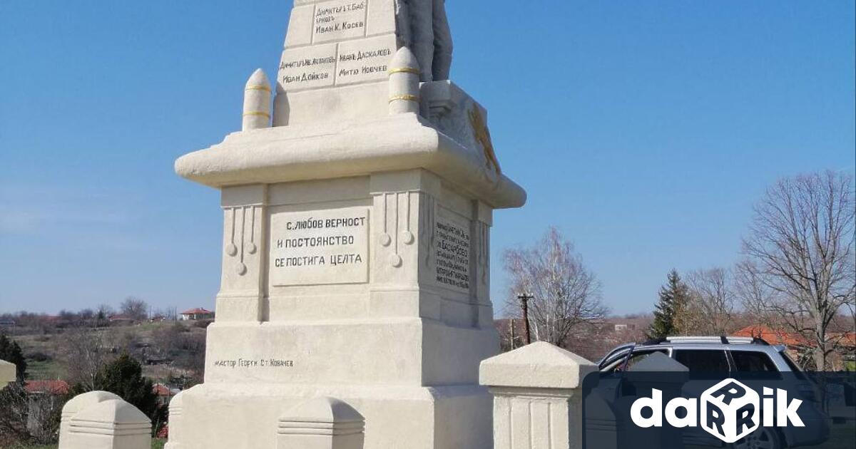 Община Русе възложи почистването реставрирането и консервирането на два паметника