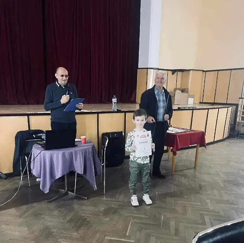 Ученици от ИНУ „Христо Ботев“ – Плевен се представиха отлично в шахматен турнир