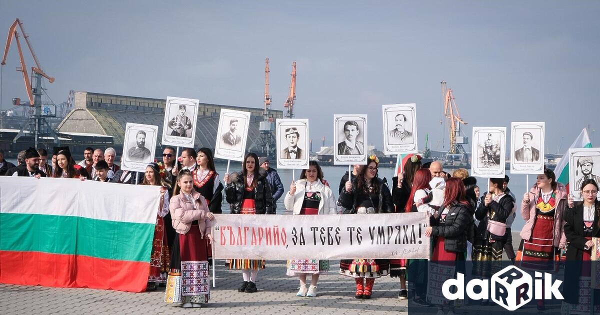 Стотици станаха част от седмото поредно Българовско шествие което стартира