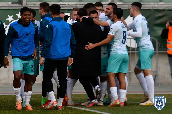 Черно море срещу Ботев Враца на "Тича" днес