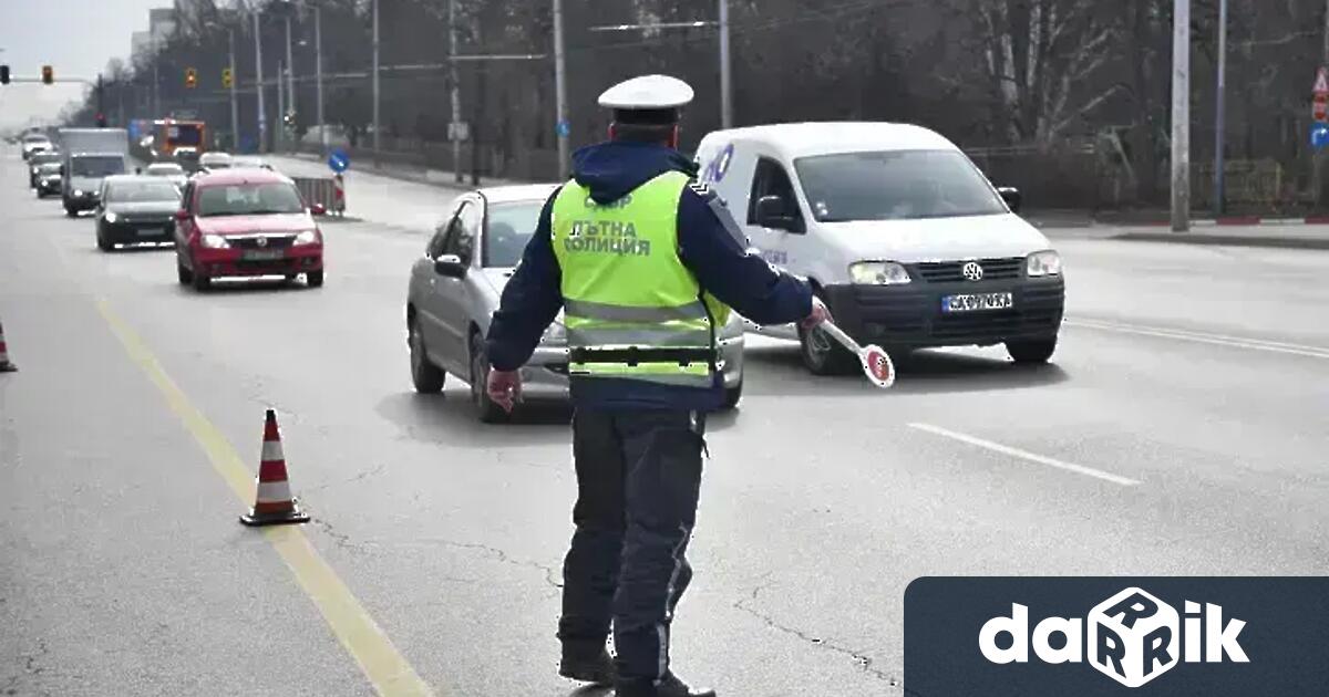 Лек автомобил е откраднат в Сливен съобщиха от полицията след