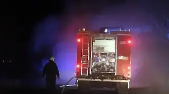 Мъж пострада при пожар в изоставена сграда 