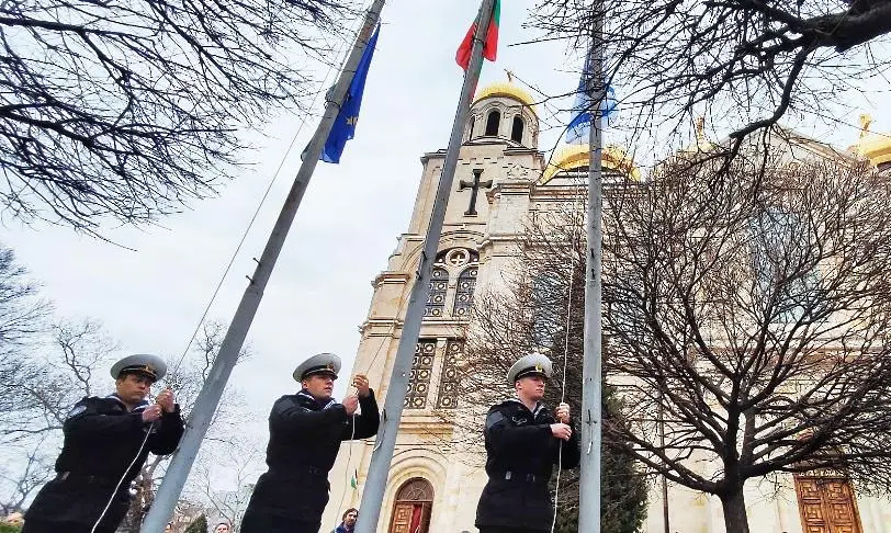 Затварят за коли центъра на Варна за няколко часа