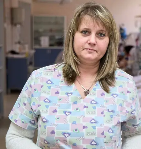 Старшата сестра на хемодиализното отделение в севлиевската болница спаси пациент на борда на самолет