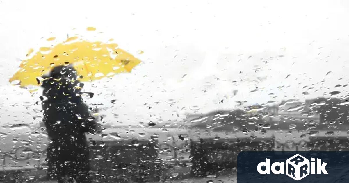 Жълт код заради значителни валежи от дъжд е обявен за