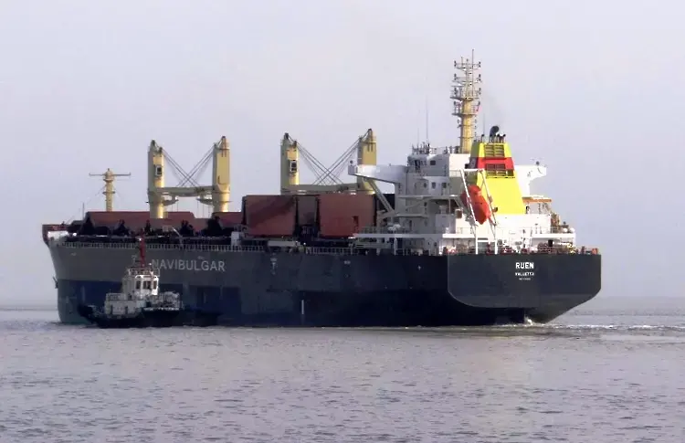 Българските моряци от похитения кораб „Руен“ се прибират
