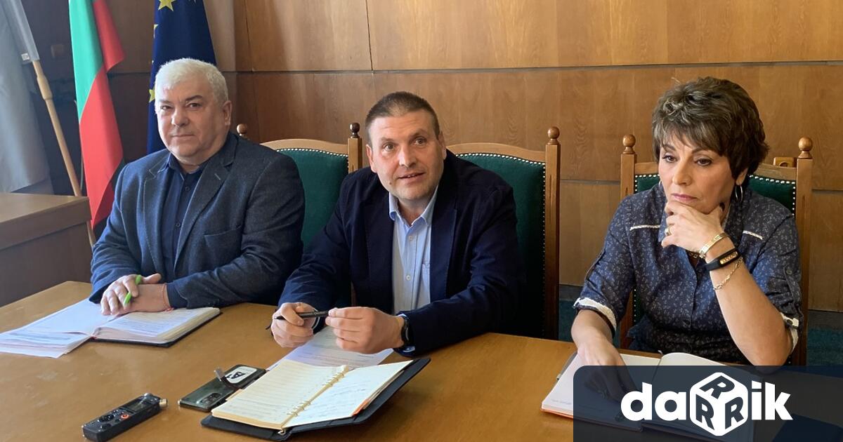 Миналата седмица, кметът на Плевен д-р Валентин Христов е подписал