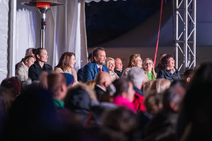 Леа Йорданова е Девойка „Кюстендилска пролет“ 2024г.  