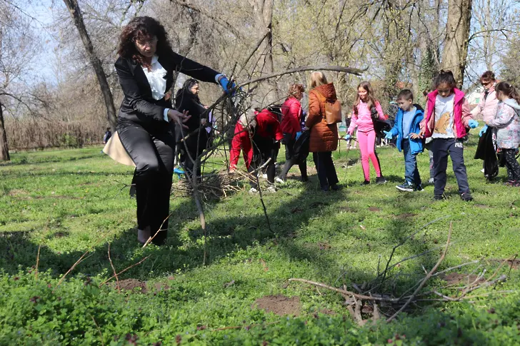 Слънчев празник по повод Първа пролет в град Левски