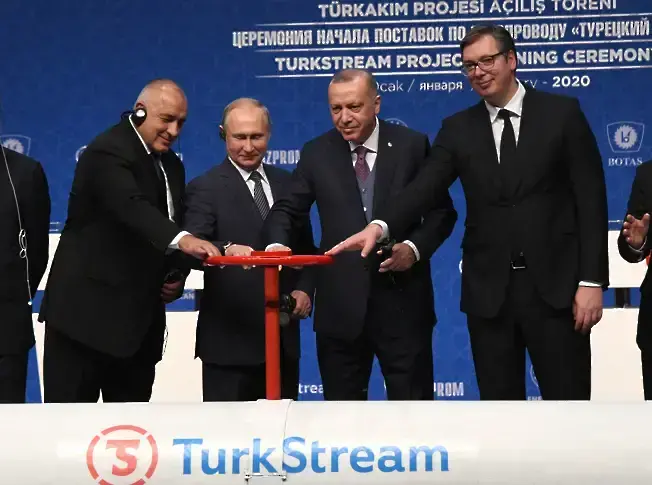 Разкрития: „Турски поток” обслужва руски интереси, неизгоден е за България